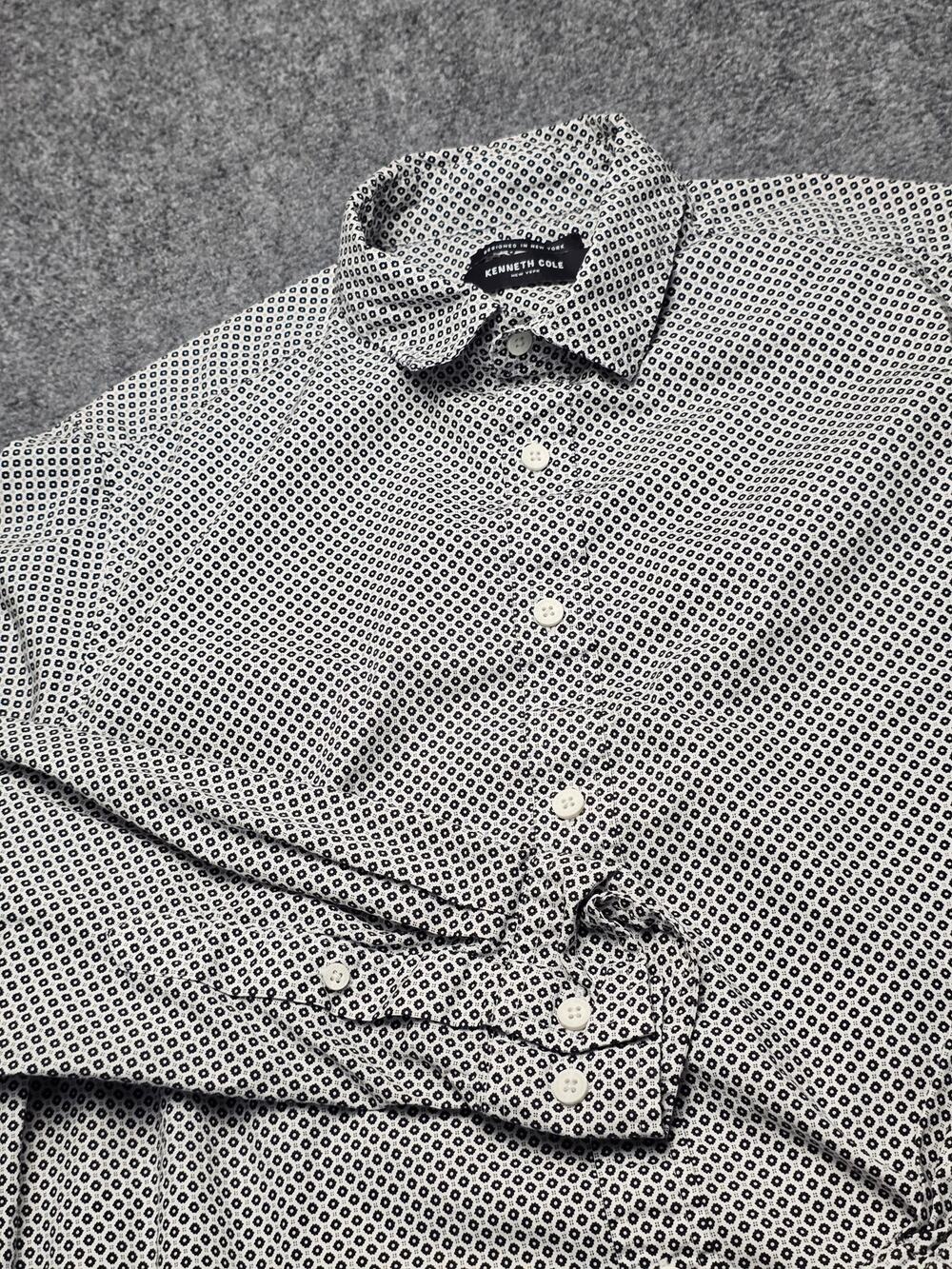 Kenneth Cole New York Mens M Black White Geometric Print Button Up